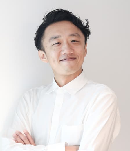 TOMOAKI UCHIYAMA